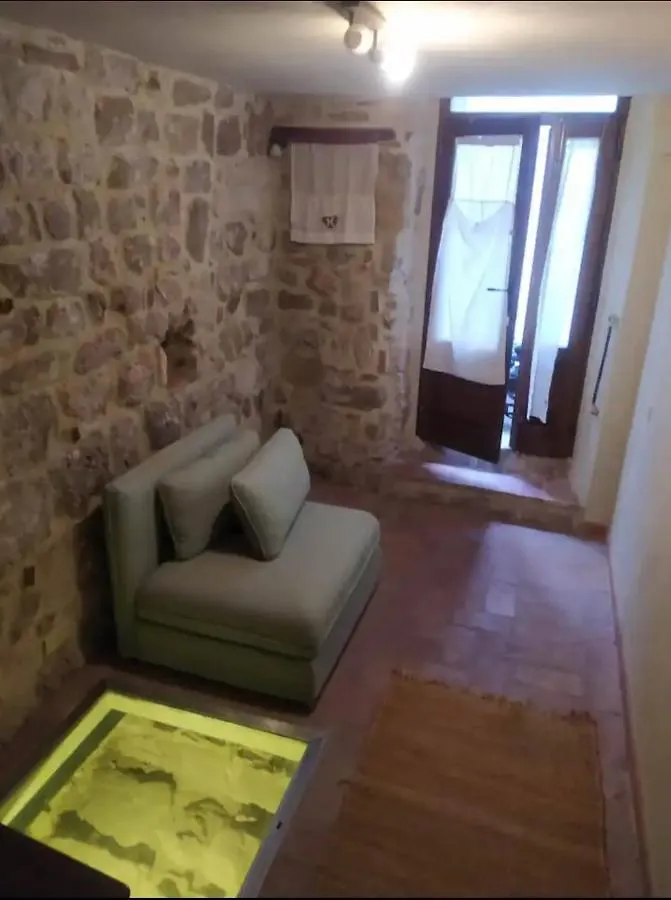 Casa Contadina In Borgo Medievale, Tuscany Apartment Monteguidi